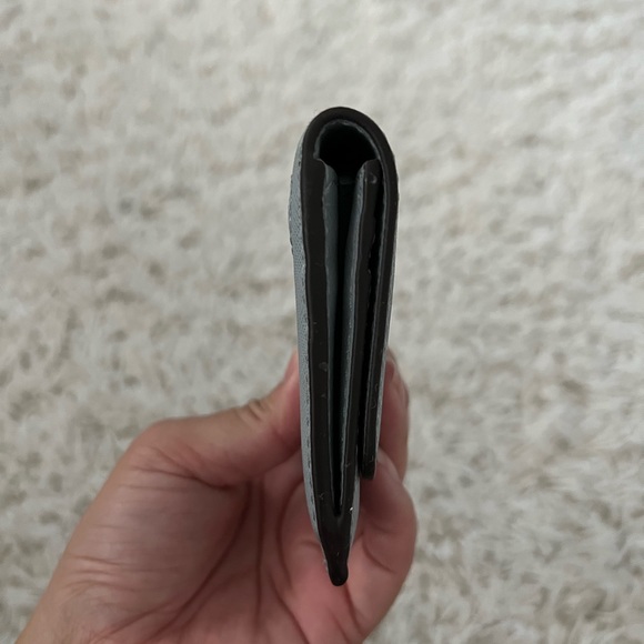 Michael Kors Wallet - Picture 9 of 11